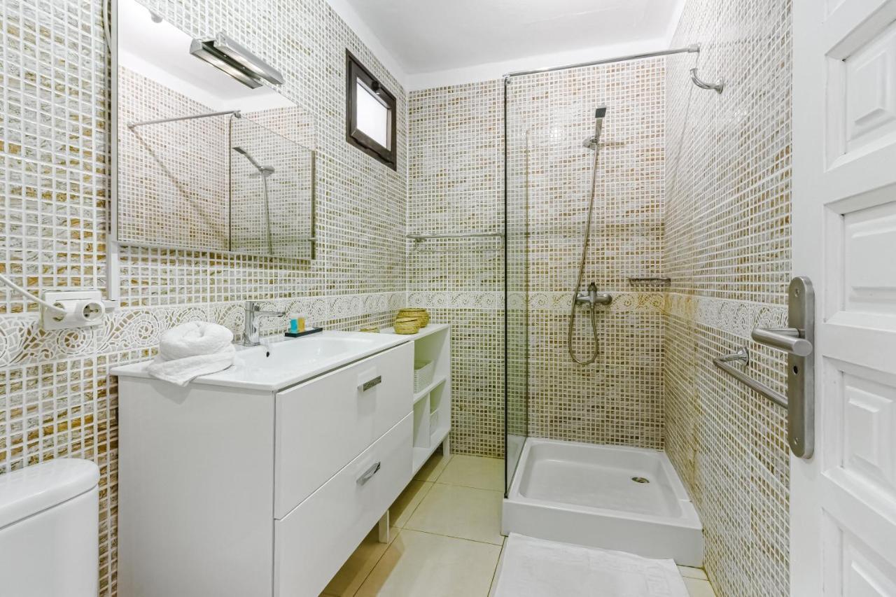 Fantastic Large Studio In Front Of Beach Heated Pool Wifi Arona  Dış mekan fotoğraf