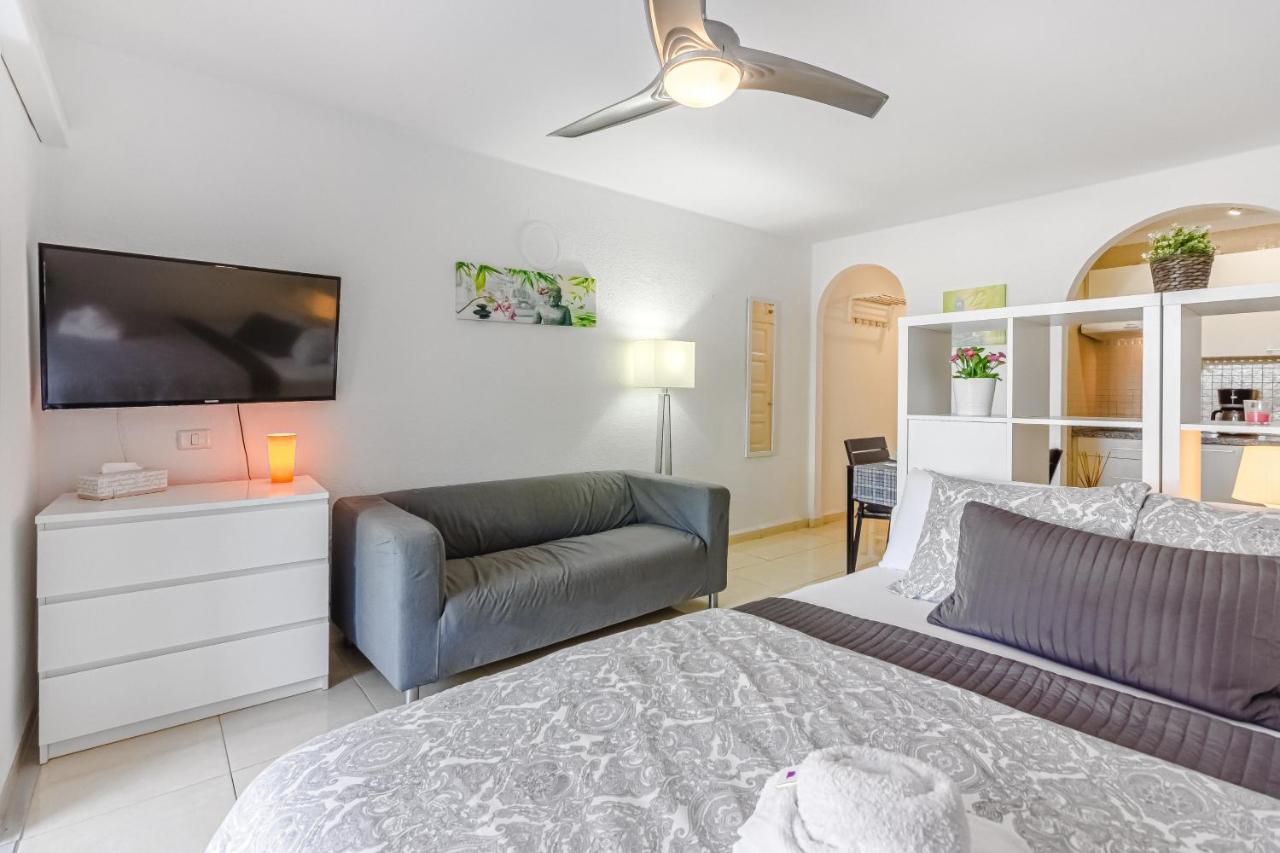 Fantastic Large Studio In Front Of Beach Heated Pool Wifi Arona  Dış mekan fotoğraf